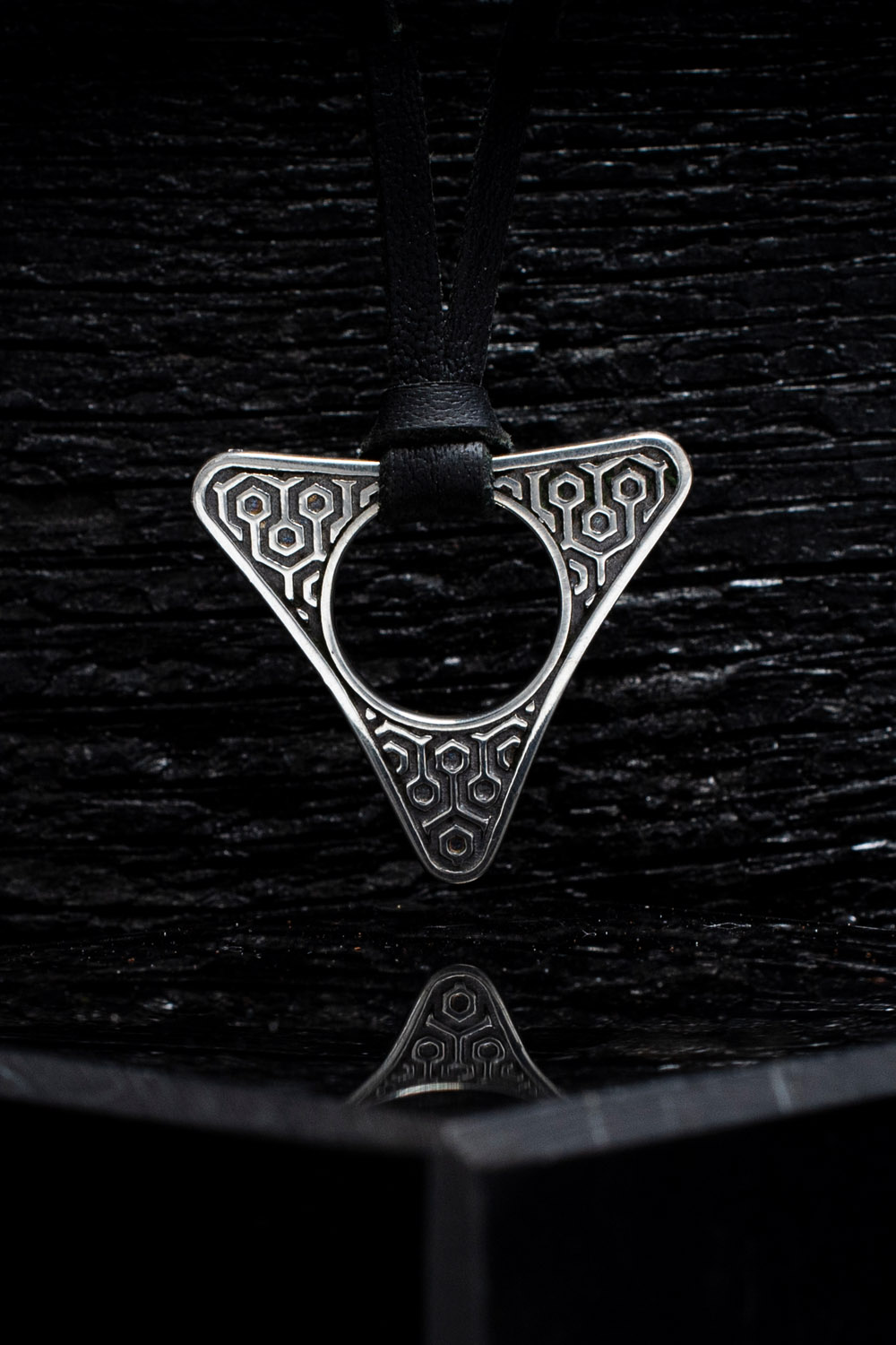 Hicks Pattern Triangle Pendant - Image 4